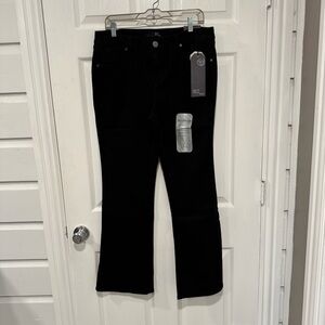 1822 Denim Classic Black Jeans